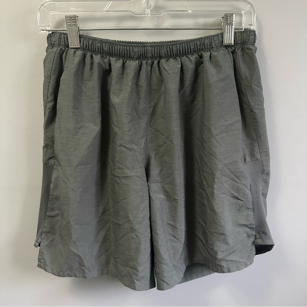 Nike Athletic Shorts in Forest Green Medium | Drawstring Loose Fit Back Pocket - Picture 3 of 13